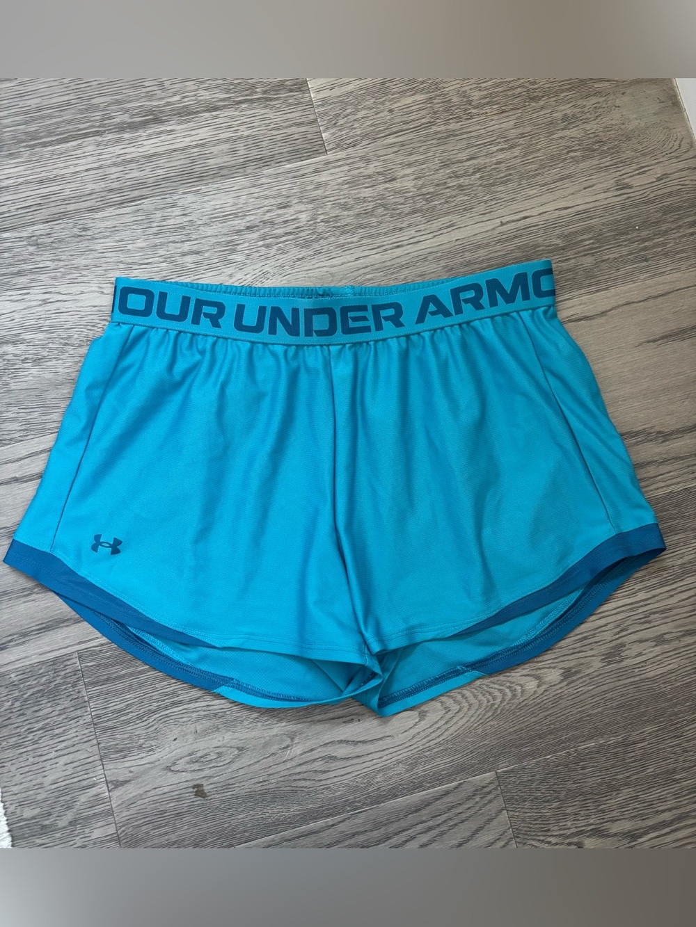 Under Armour Women's Teal Running Athletic Shorts Size Medium Workout Gym